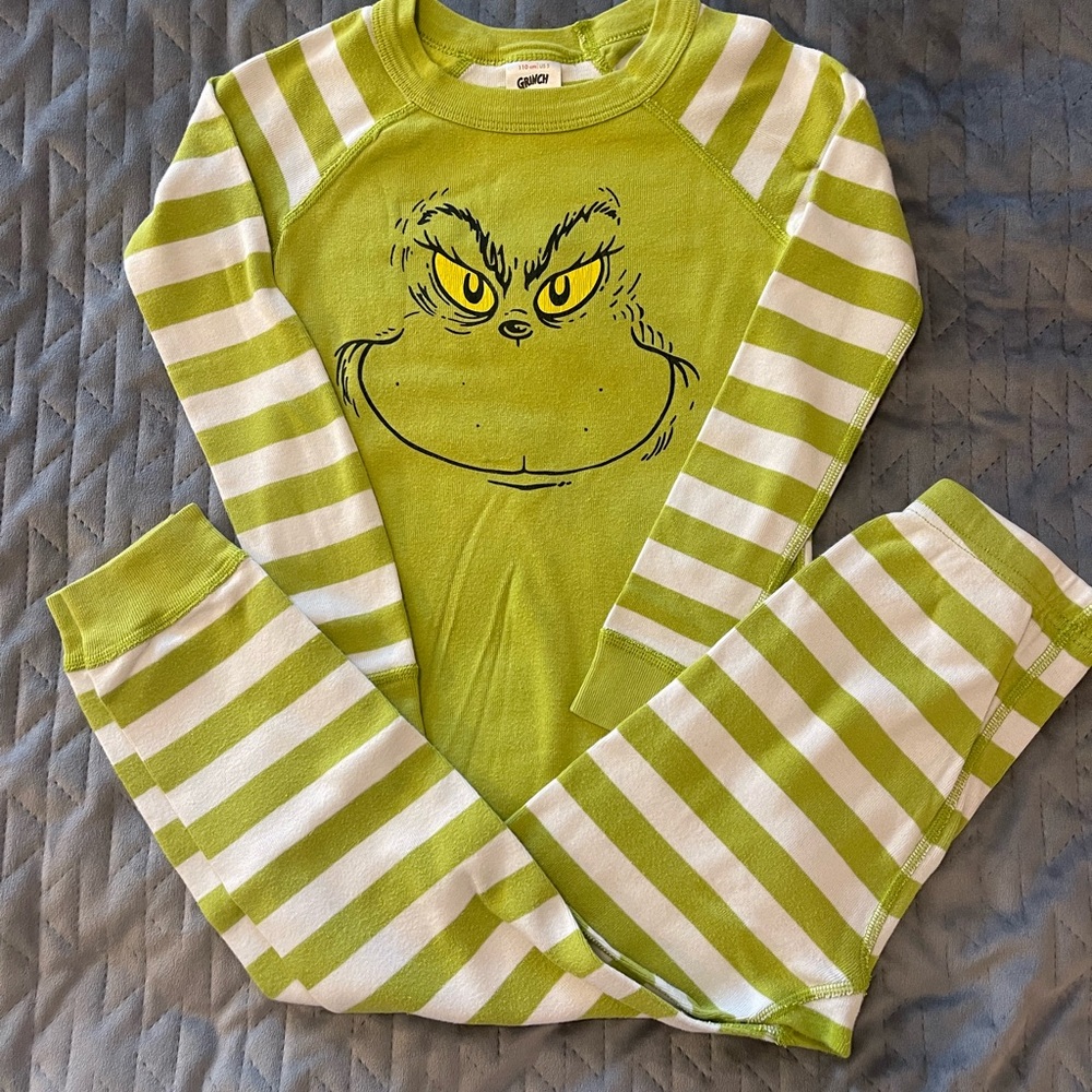 Hanna Andersson Grinch long johns size 110(5)